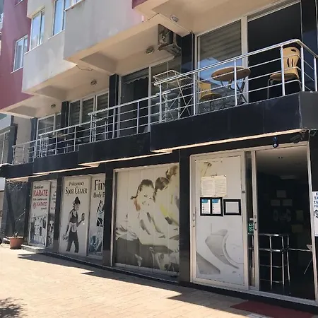 Lovely Studio In Excellent Central Location 1 Min Walk To Beach With Air/con Marmaris