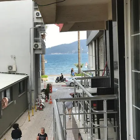 Lovely Studio In Excellent Central Location 1 Min Walk To Beach With Air/con * Marmaris